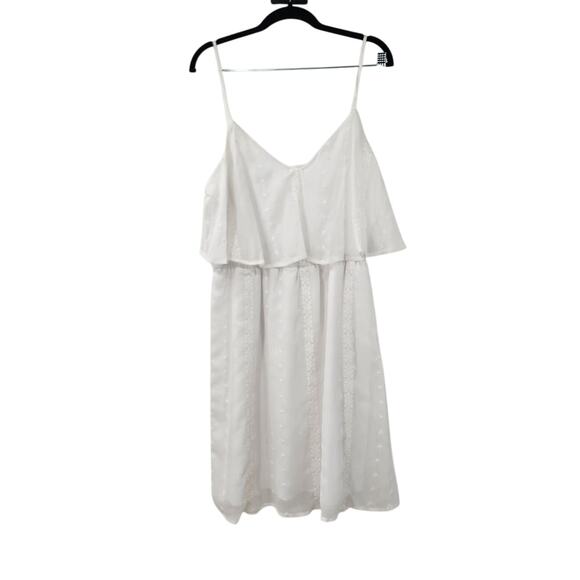 MAURICES White Cut Out Back Embroidered Sun Dress Womens XL Extra Large *NWT - Picture 1 of 7